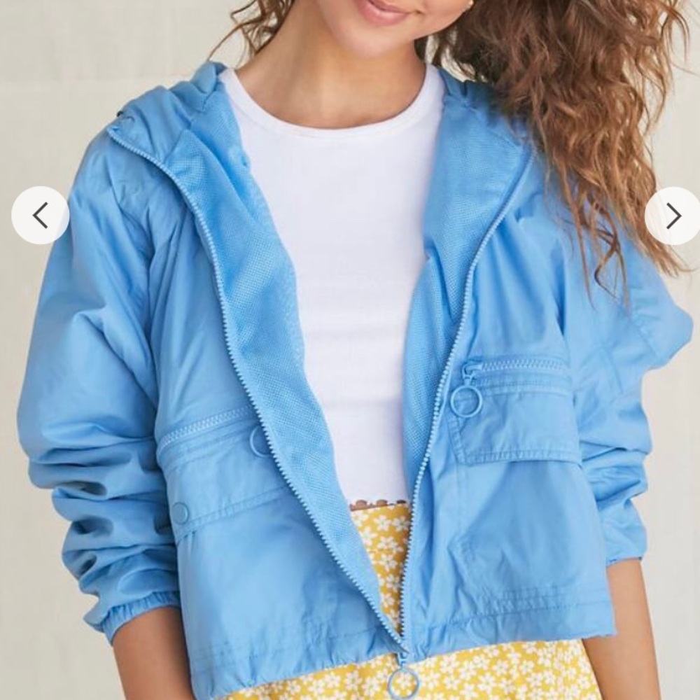 Hooded Cropped Windbreaker *NEW*
